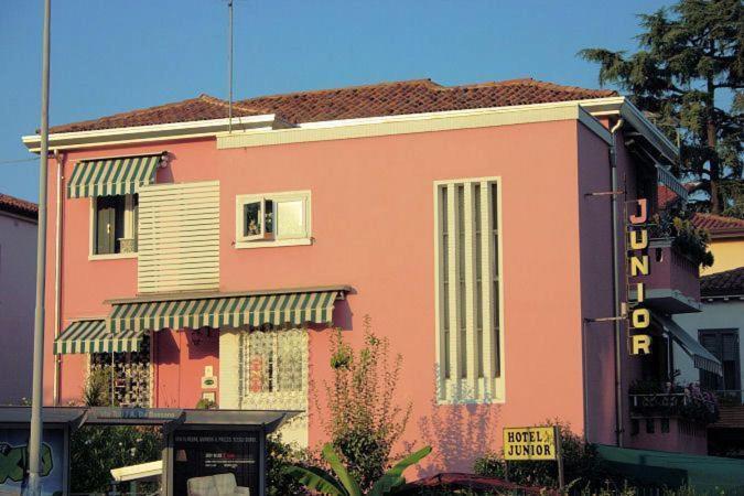 Albergo Junior Pádua Exterior foto